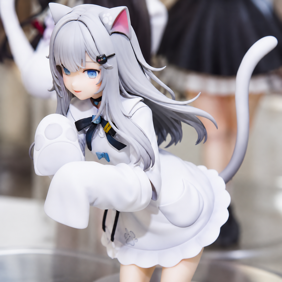 Shadora Amashiro Natsuki figurine showcasing detailed anime character design with vibrant colors and dynamic pose.