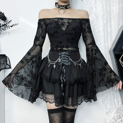 Layered Gothic zincir detail skirt from eprolo featuring a dark, edgy style with chain accents and a flowing fabric design.