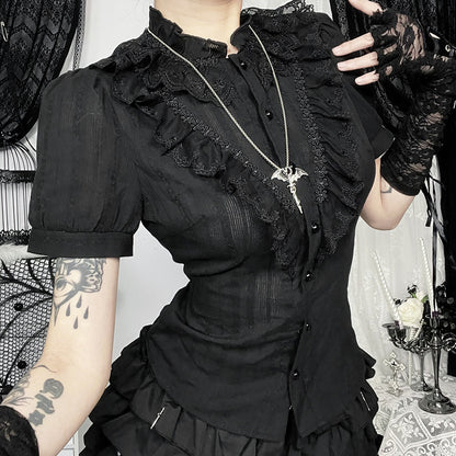Eprolo Lolita/Gotik Dar Kesim Gömlek featuring a fitted design with lace details and dark, gothic style fabric.