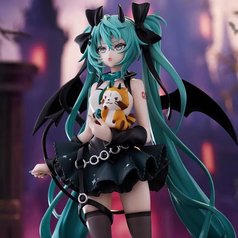 Shadora Şeytan Hatsune Miku figurine with devil horns and vibrant teal hair, detailed anime character display.