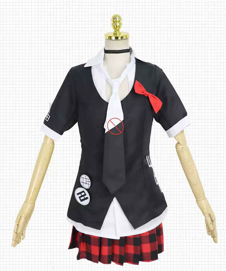 Enoshima Junko cosplay with wig from Danganronpa, featuring detailed costume and vibrant pink hair styled for character authenticity