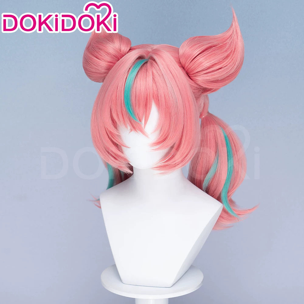Shadora Aria Cosplay with wig from Zenless Zone Zero, featuring detailed costume and vibrant pink hair in the image.