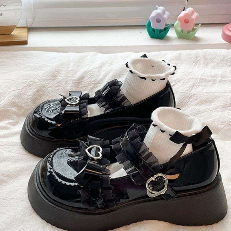 Eprolo Mary Jane Lolita shoes with thick soles and bow detail, featuring a stylish and playful design suitable for fashion-forward looks.