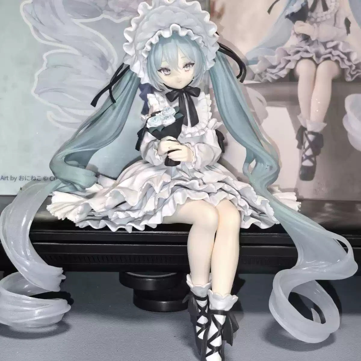 Hatsune Miku retro model figure by Shadora, detailed collectible figurine with vibrant teal hair and anime-style design.
