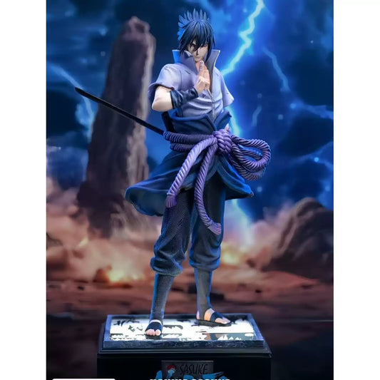 Shadora Uchiha Sasuke Naruto figure with detailed costume and dynamic pose, showcasing character's intense expression and accessories.