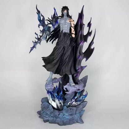 Ichigo Figür from Bleach by Shadora, detailed anime character figure with orange hair and shinigami outfit, front view.