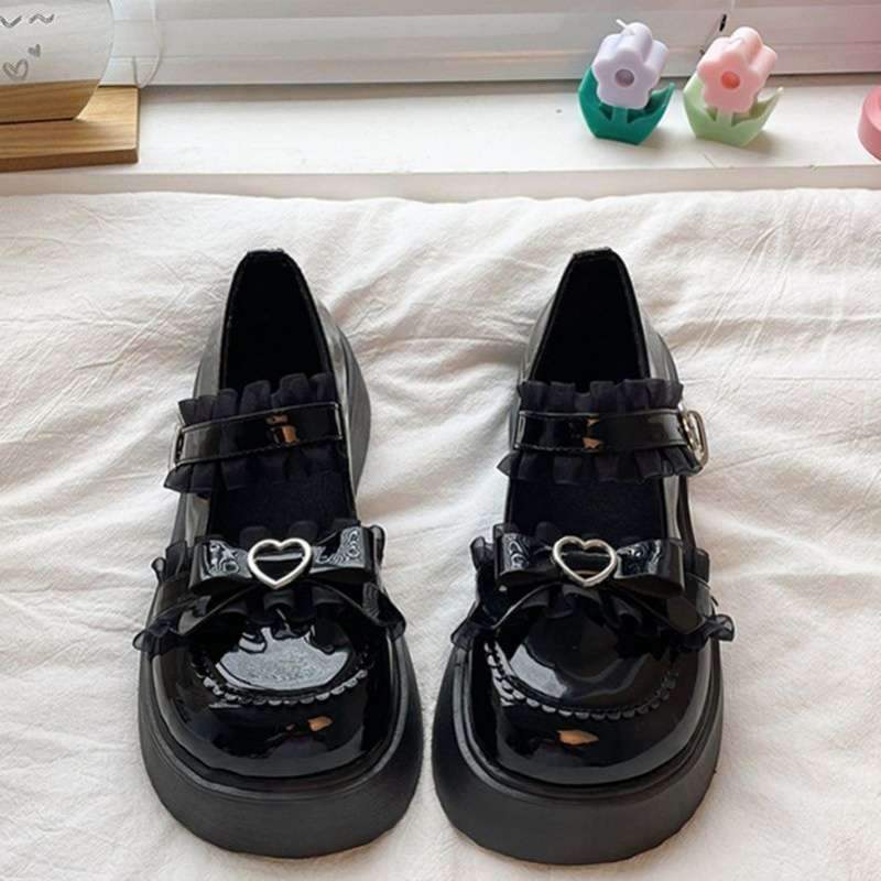 Eprolo Mary Jane Lolita shoes with thick soles and bow detail, featuring classic design and elegant style.