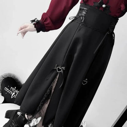 Eprolo Bordo dantel detaylı Jirai Kei Lolita uzun elbise with intricate lace accents and flowing fabric.