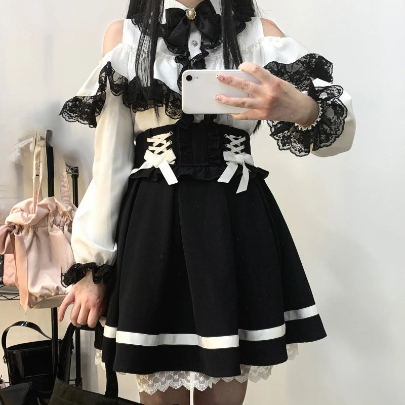 Kawaii bluz with lace details and bow, featuring a cute, feminine design by eprolo, shown with intricate lace and bow accents.