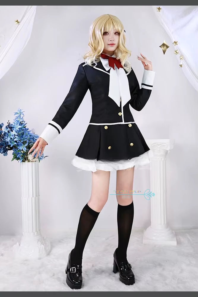 Komori Yui cosplay with wig from Diabolik Lovers, featuring Shadora's detailed costume and vibrant character accessories.