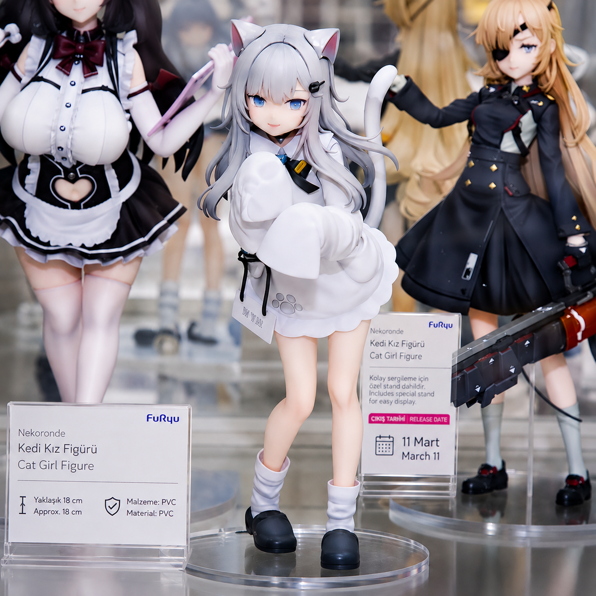 Shadora Amashiro Natsuki figurine with detailed anime character design, standing pose with vibrant clothing and accessories.