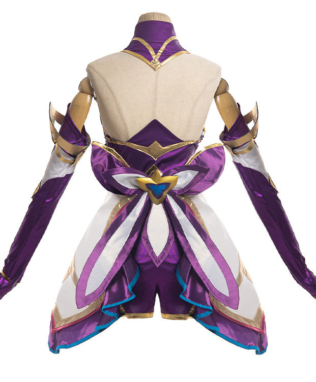 Yıldız Muhafızı Akali Cosplay