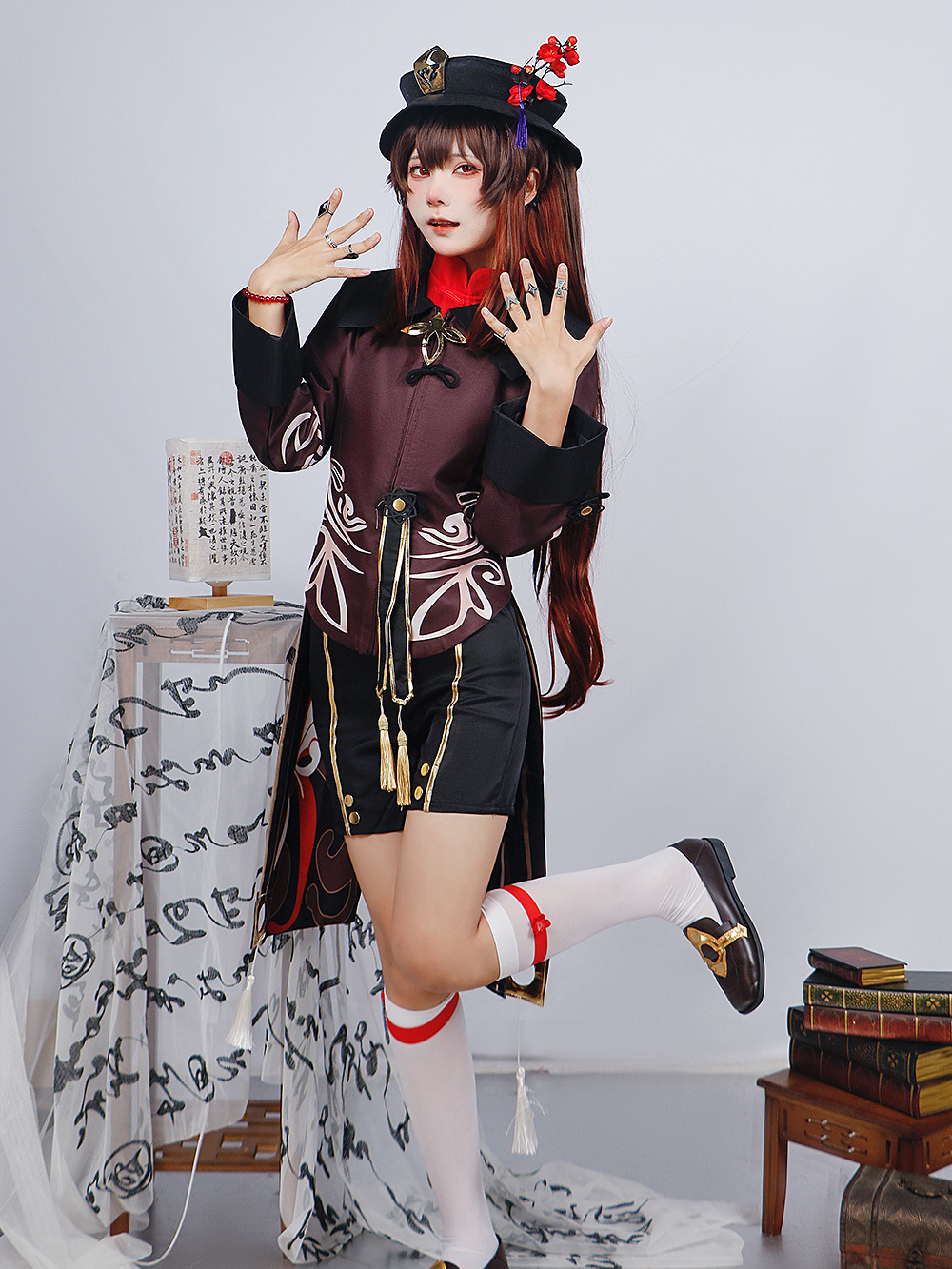 Hu Tao Cosplay (& Peruk)