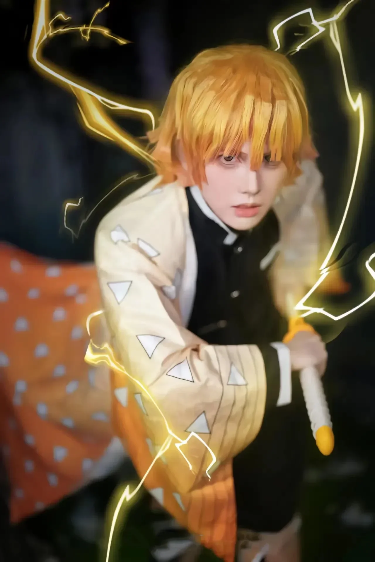 Zenitsu Cosplay (& Peruk)