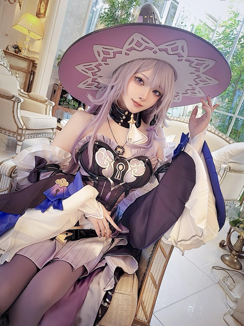 The Herta Cosplay (& Peruk) - Shadora