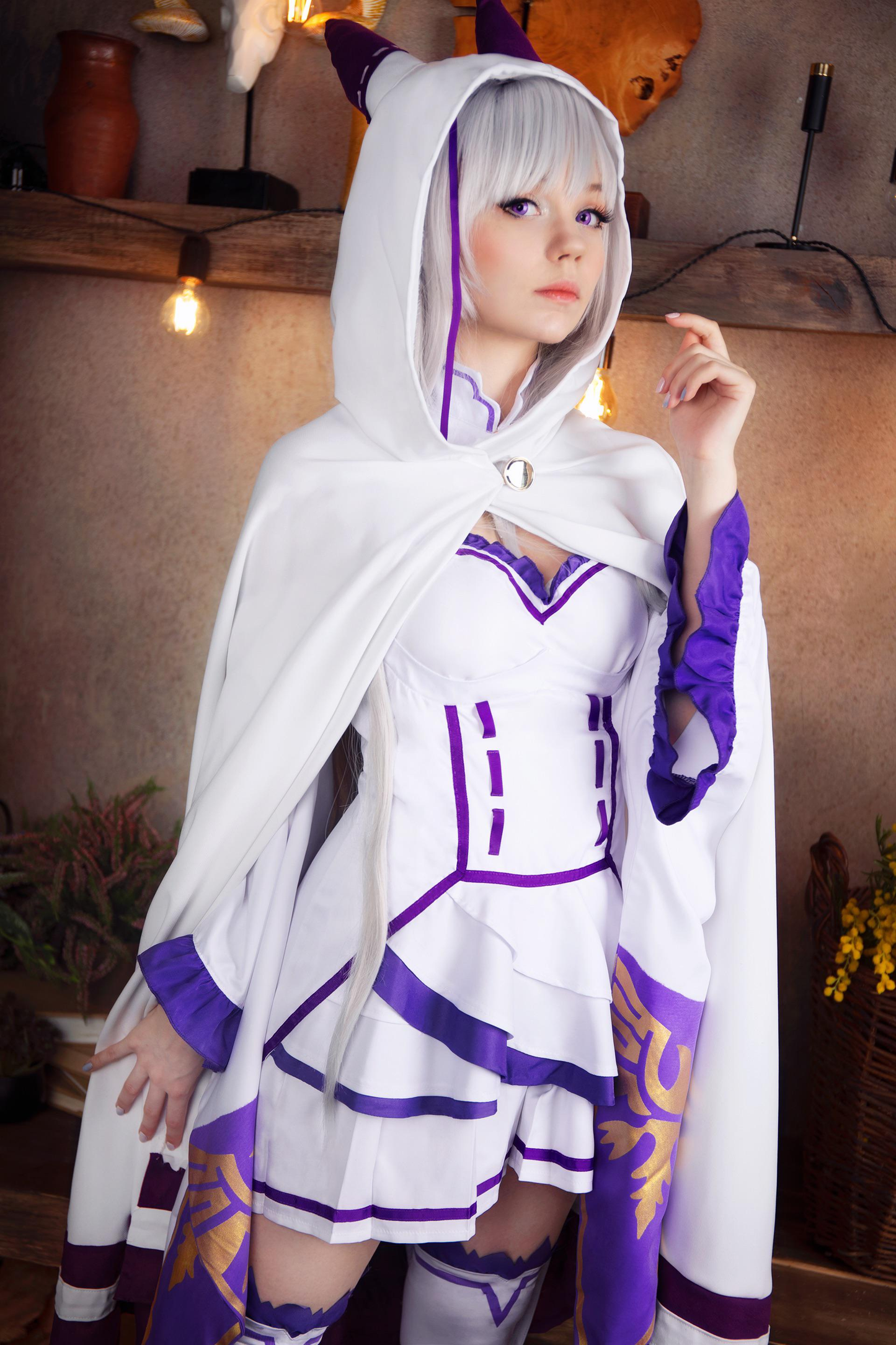 Emilia Cosplay (&Peruk) - Shadora