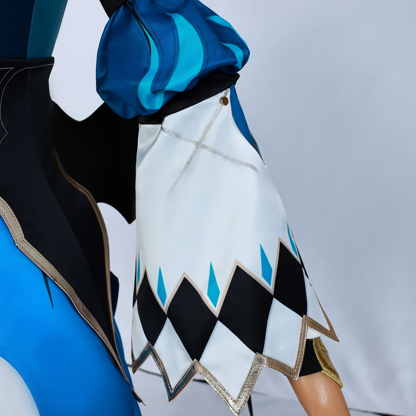 Cerydra Cosplay (&Peruk) - Shadora