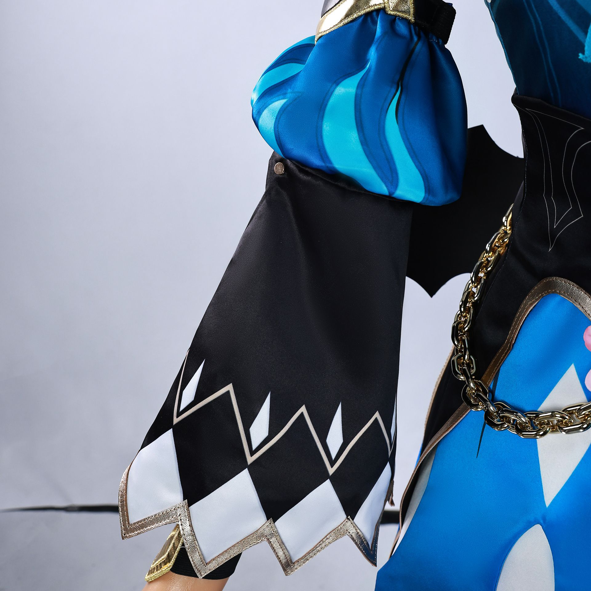 Cerydra Cosplay (&Peruk) - Shadora