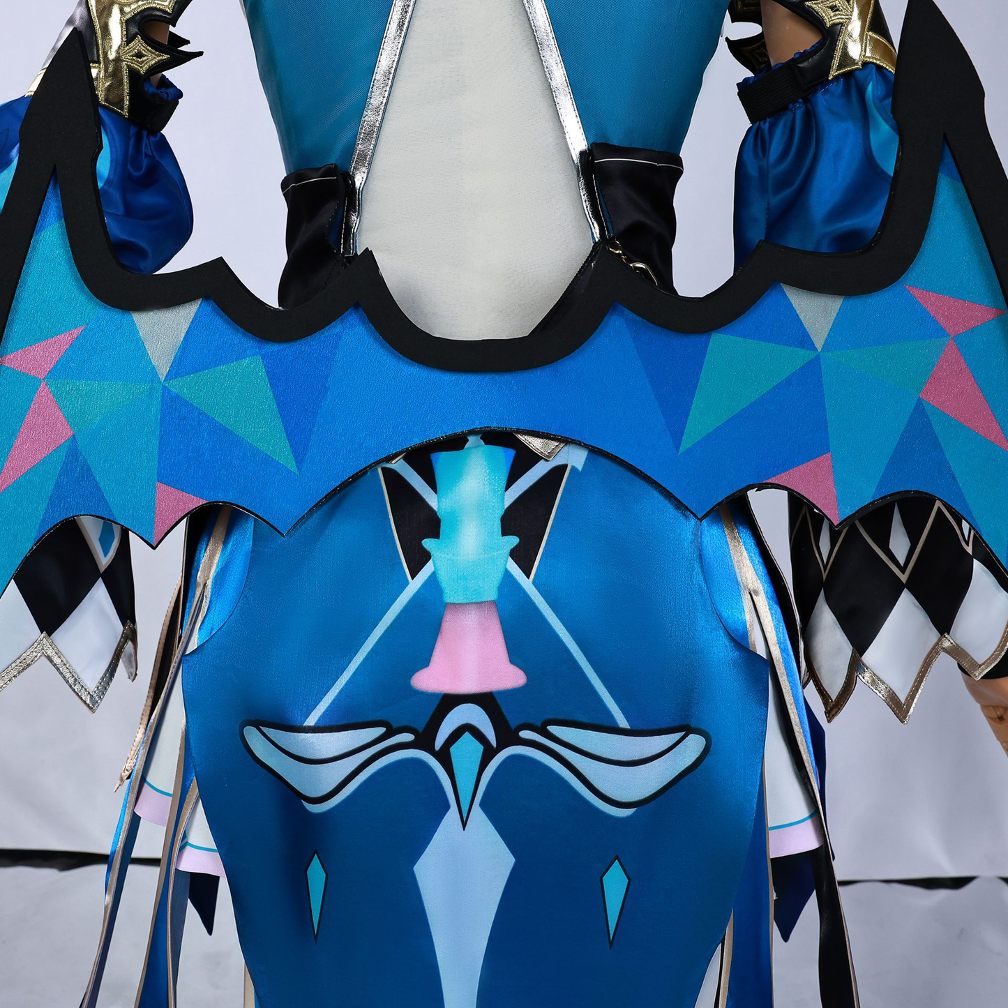 Cerydra Cosplay (&Peruk) - Shadora