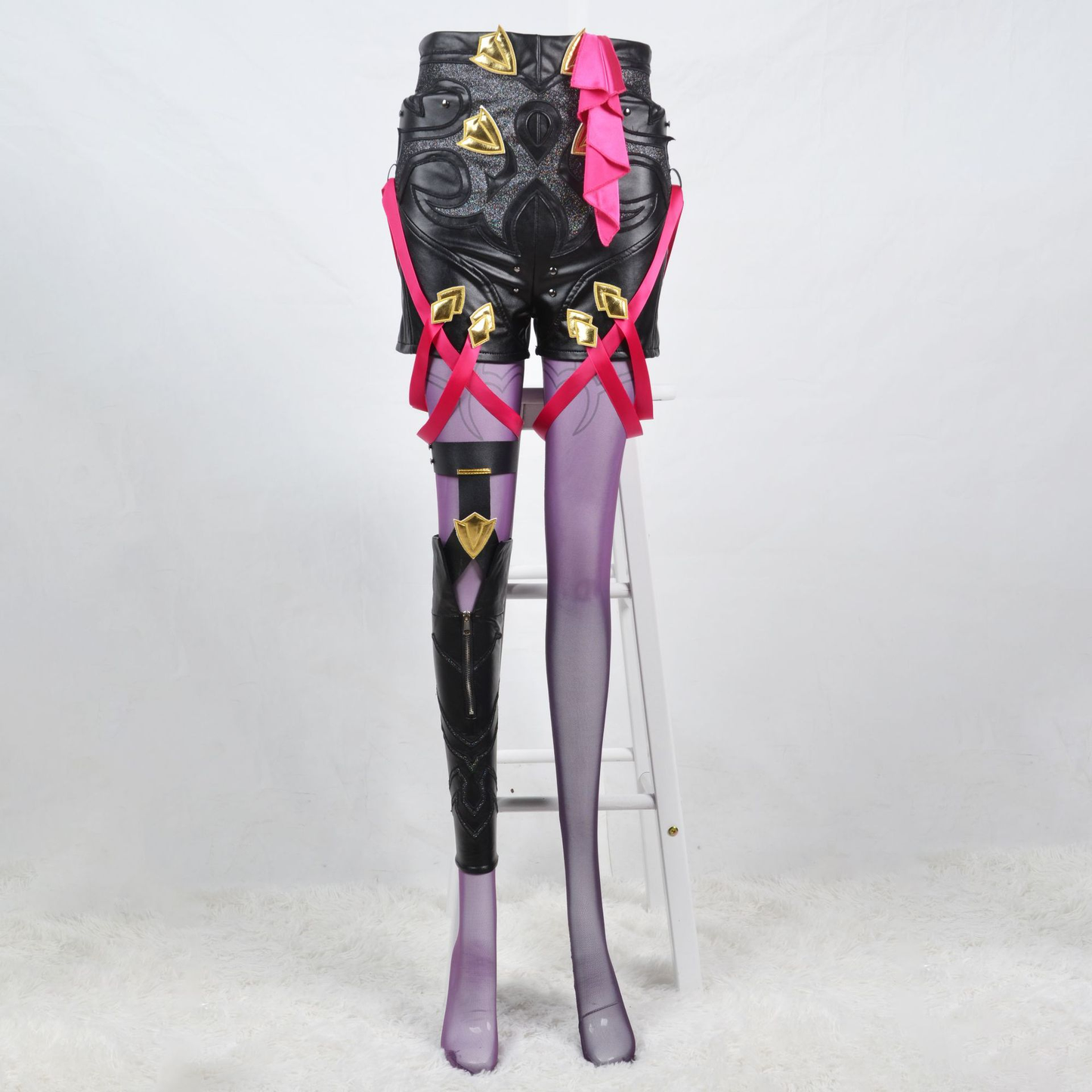 Shadora Kafka cosplay costume with high-quality details and a wig, showcasing intricate design and vibrant colors.