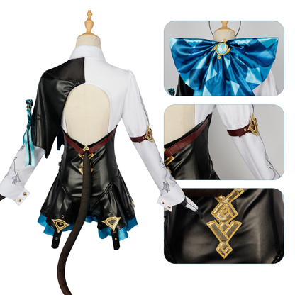 Shadora Lynette cosplay with wig featuring long blonde hair, detailed costume, and accessories, perfect for cosplay events.