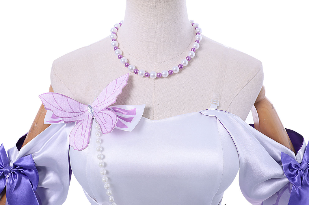 Shadora Casotrice cosplay costume with matching peruk featuring intricate design and vibrant colors, detailed fabric and accessories.