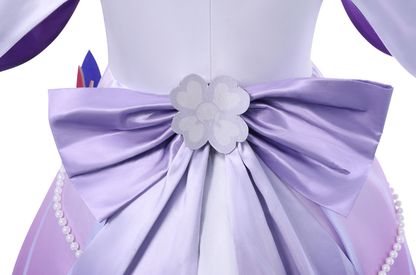 Shadora Casotrice cosplay with matching wig, detailed costume featuring intricate design and vibrant colors.