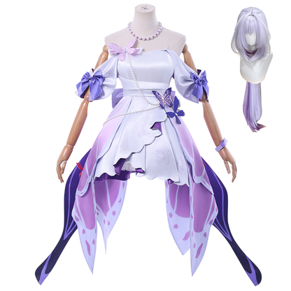 Shadora Casotrice cosplay with matching wig, featuring detailed costume and styled hair for costume or cosplay events.