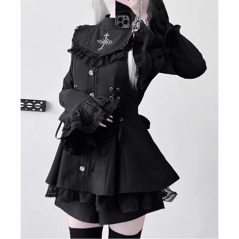 Shadora Fiyonklu Dantelli Mini Elbise with lace detailing and ruffled hem, showcased on a hanger.