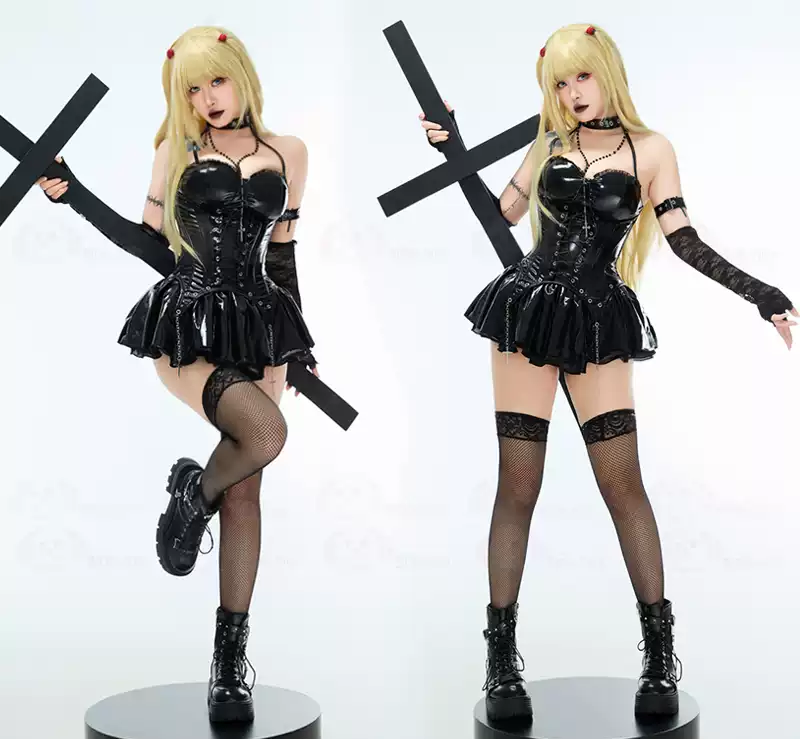 Shadora Amane Misa cosplay from Death Note featuring her signature outfit and hairstyle, detailed costume with accessories.