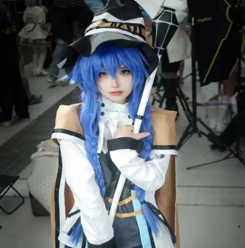 Roxy Migurdia Cosplay (&Peruk) - Mushoku Tensei