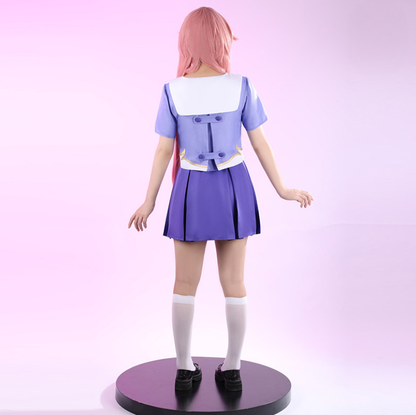 Gasai Yuno cosplay with pink wig from Mirai Nikki, featuring detailed costume and accessories by Shadora.