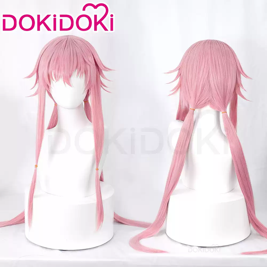 Gasai Yuno cosplay with pink wig from Mirai Nikki, featuring detailed costume and accessories by Shadora.