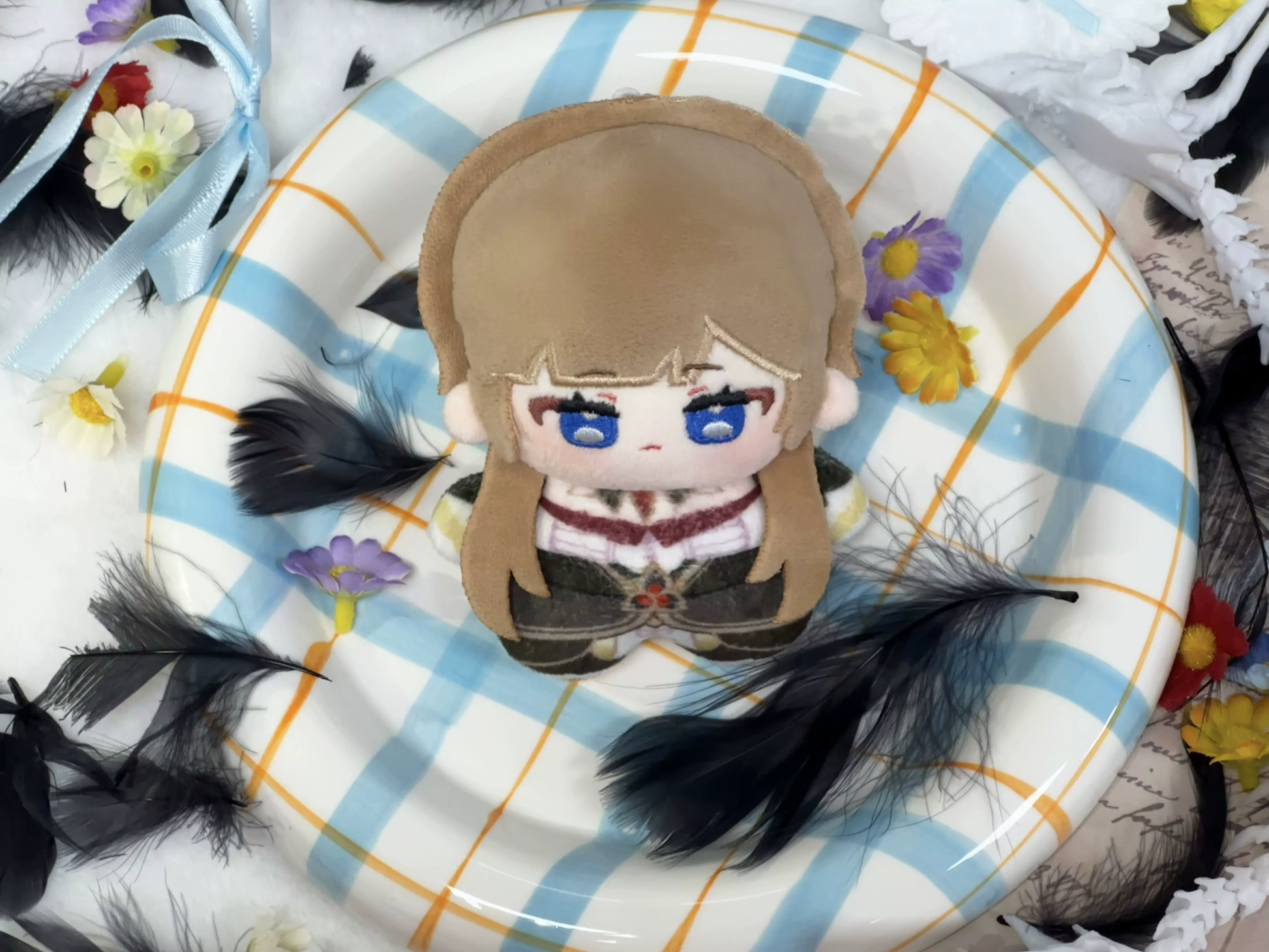 Shadora Fatui Peluşlar from Genshin Impact, soft plush toys featuring Fatui characters with detailed, colorful designs.