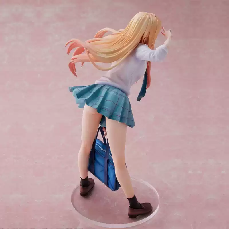 Shadora Marin Kitagawa figurine shown from the front, featuring detailed costume and vibrant colors.