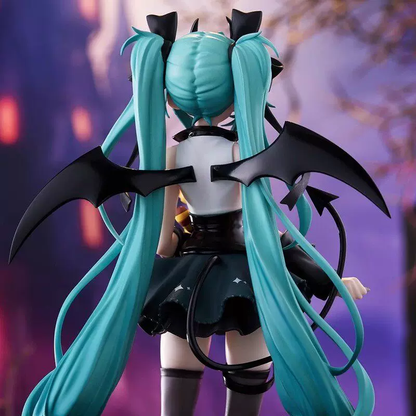 Shadora Şeytan Hatsune Miku figurine with turquoise hair, devil horns, and detailed costume, standing on a clear display base.