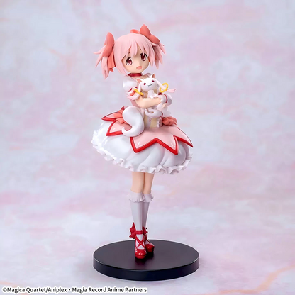 Shadora Madoka Kaname figure from Madoka Magica, detailed anime character sculpture with pink hair and magical girl outfit.