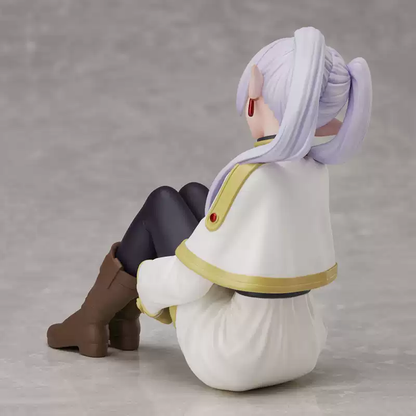 Shadora Frieren figurine showing character in detailed costume and dynamic pose on a neutral background.